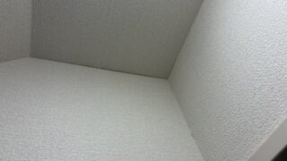 【欠陥住宅！？】画鋲の穴、壁と天井の隙間は１３００円で直せる！「ペネット」を使った簡単DIYで新築の綺麗さを取り戻す